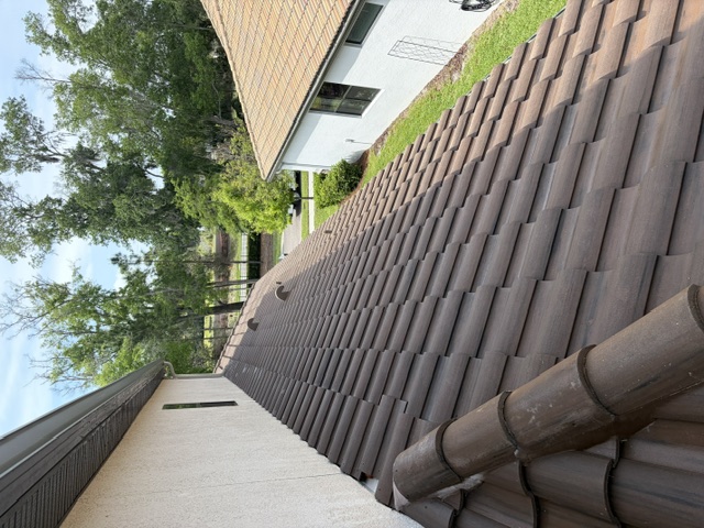 Roof Cleaning project photo 10 by Wash and Go